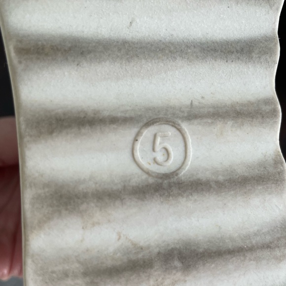 Universal Threads Pull on Hightop W-5 - Picture 10 of 11